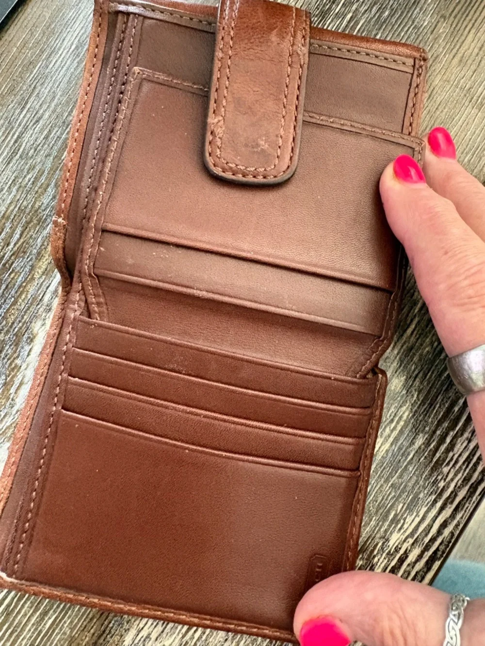 Coach classic compact